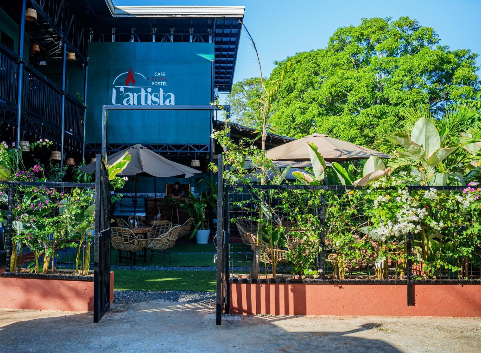Lartista Hostel Puerto Princesa Exteriér fotografie